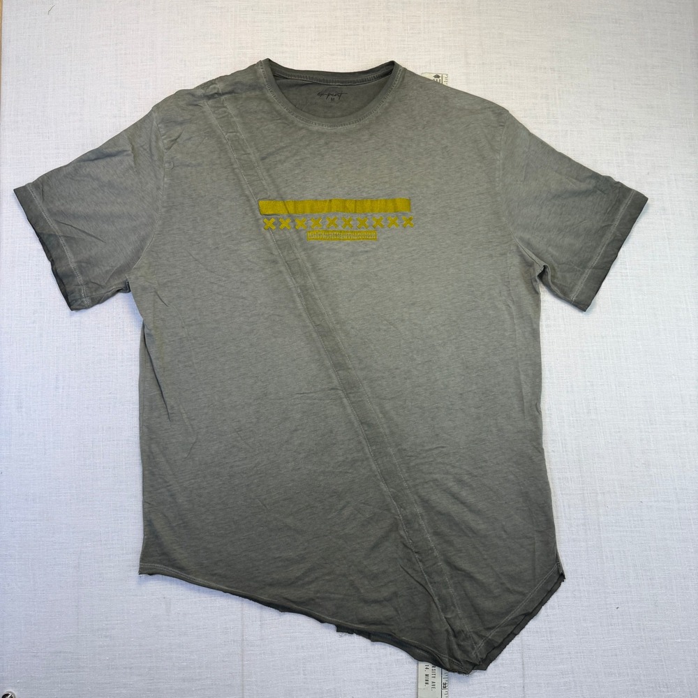 Expert Asymmetrical Graphic Tee Medium Mens Green Raw Hem Distressed Streetwear